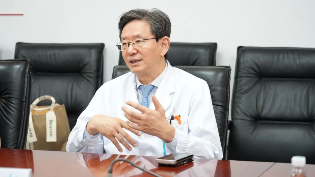 馬來西亞腫瘤院長到訪復(fù)大腫瘤醫(yī)院,腫瘤治療無國界